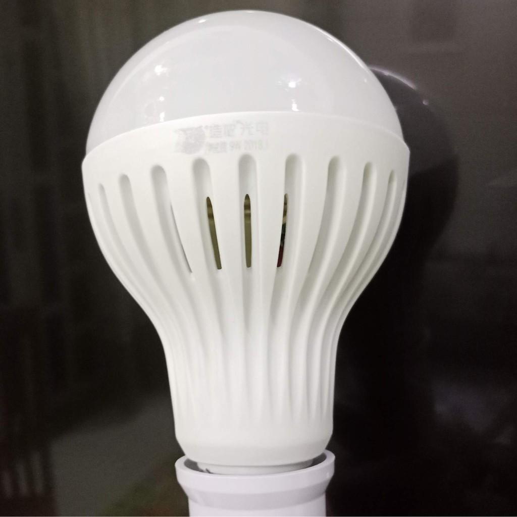 Đèn LED cảm biến âm thanh, ánh sáng 9W