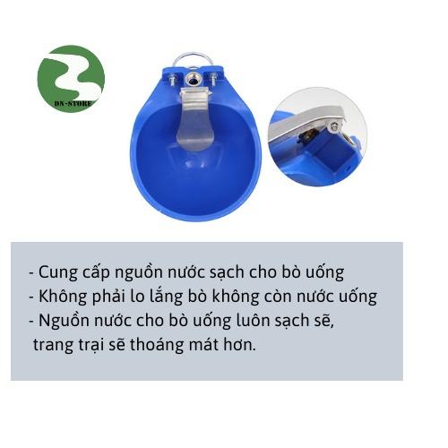 Máng uống nước tự động cho bò Van Đồng