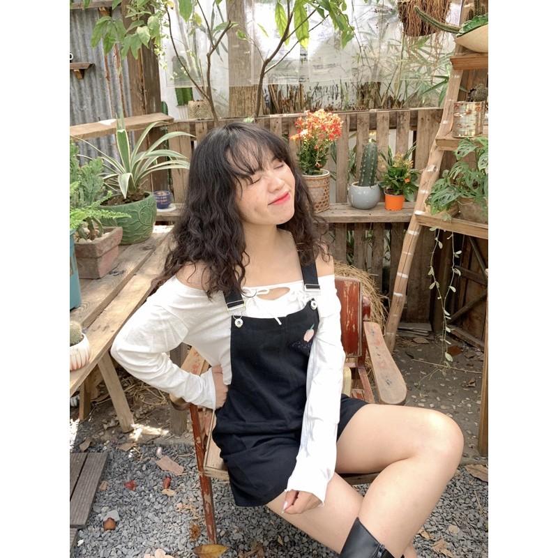 Yếm ngắn trái đào