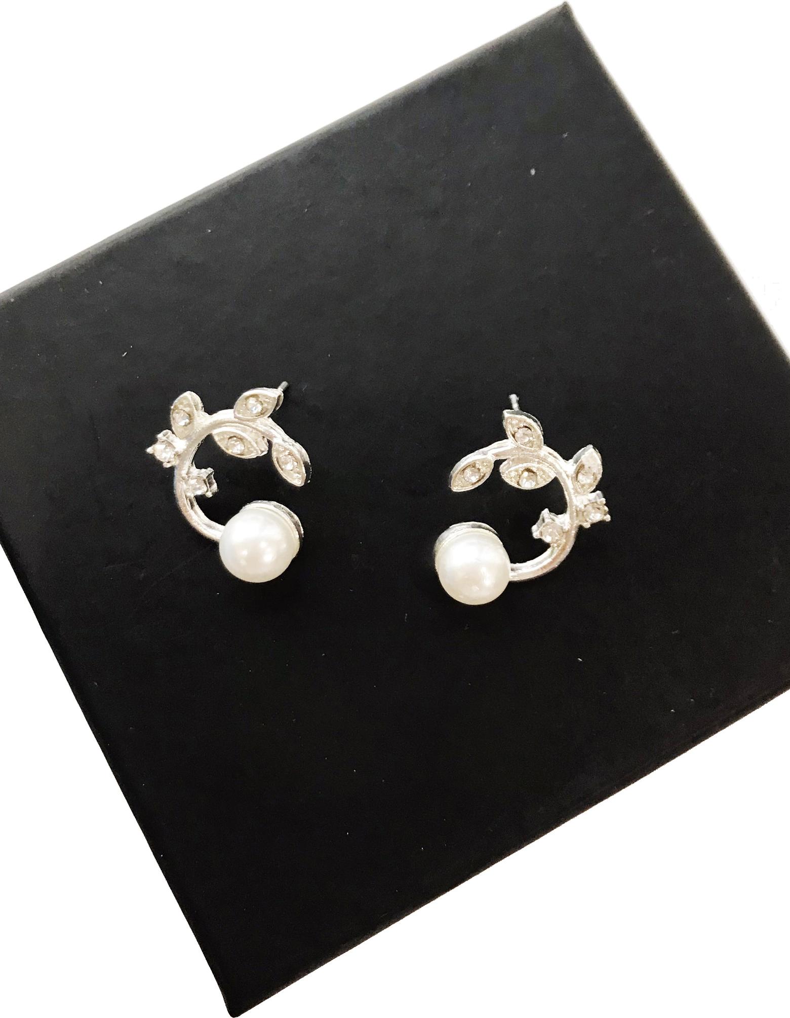 Bông tai nữ khuyên tai ngọc trai mix cành lá