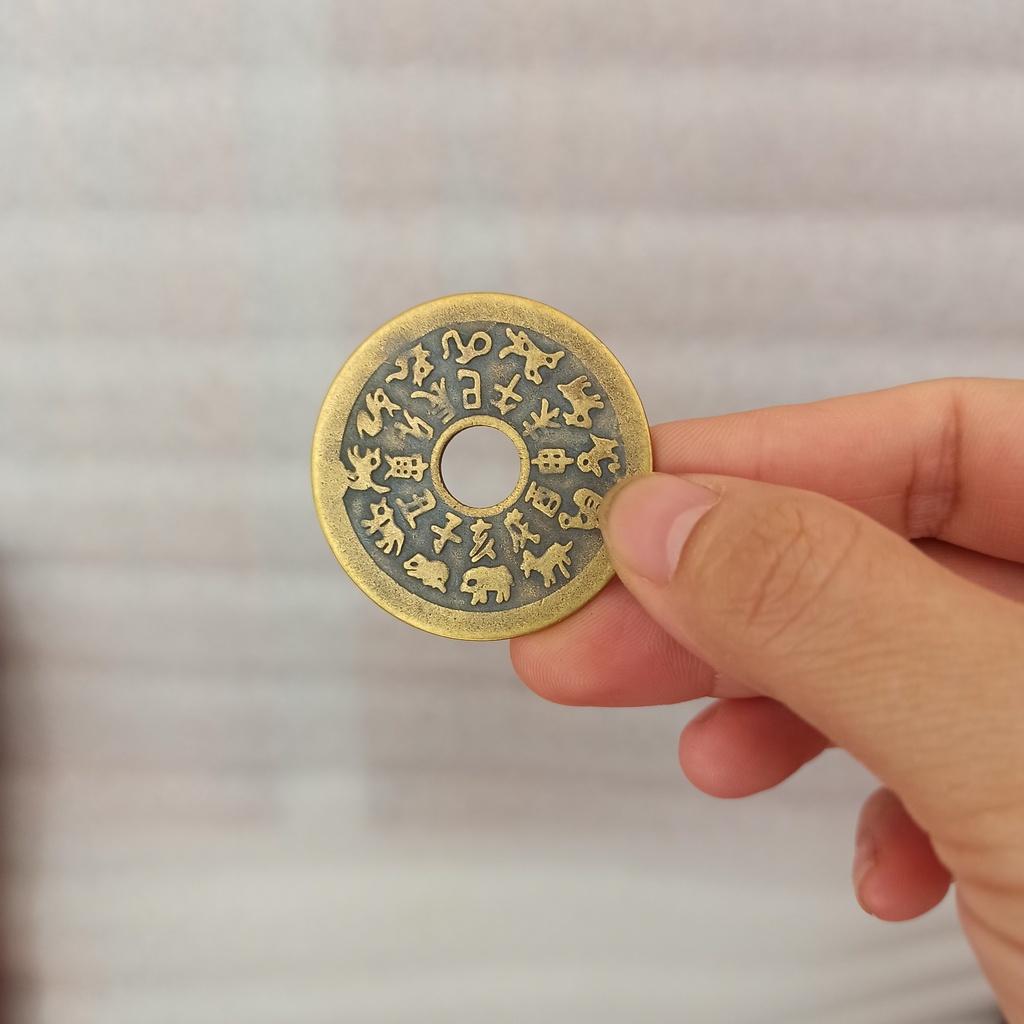 Xu Thái Tuế, Xu 12 Con Giáp Áp Tuế Bằng Đồng Vàng Hóa Giải Vận Hạn Cầu Bình An