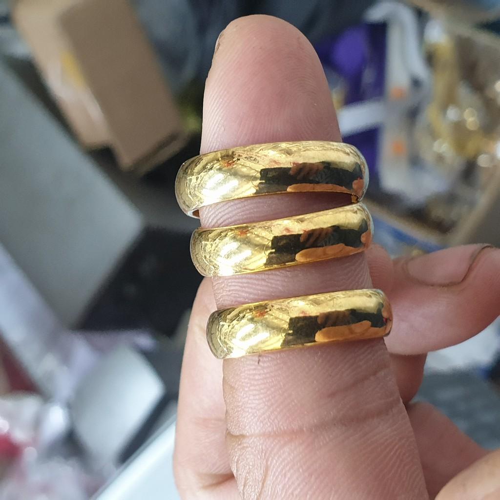 Nhẫn trơn dạng khâu vàng titanium cao cấp- Dùng tắm rửa thoải mái không đen