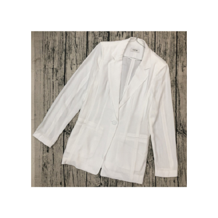 Áo vest nữ trắng tay dài bổ túi một lớp sang chảnh