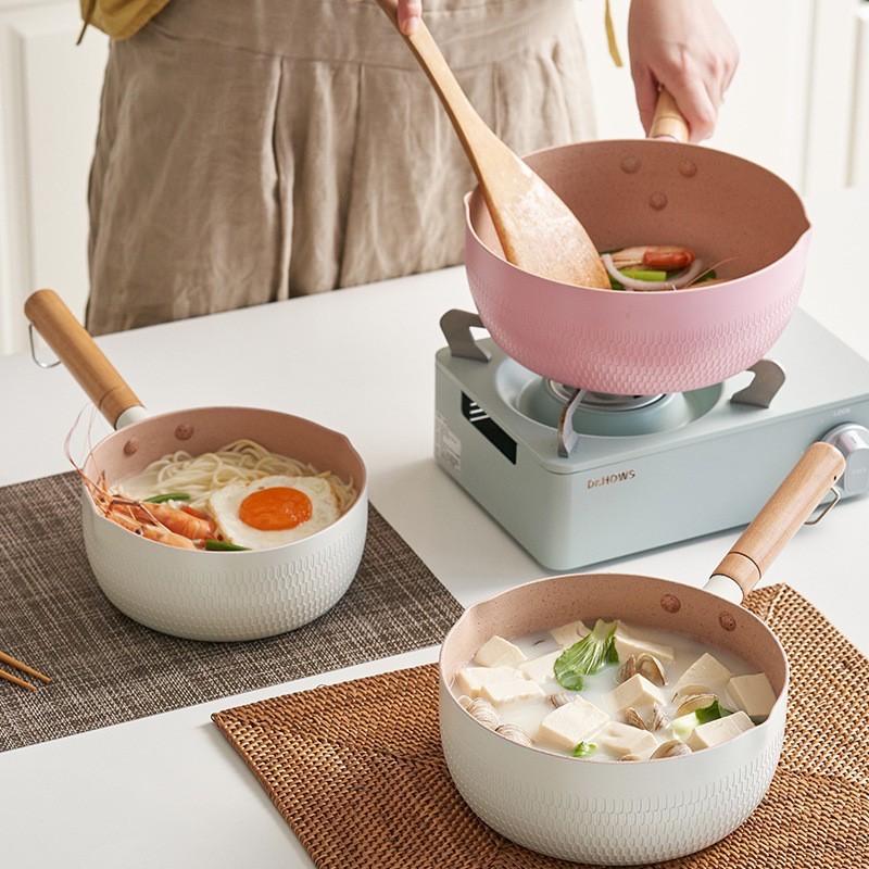 Chảo Chống Dính Đáy Sâu Cán Gỗ