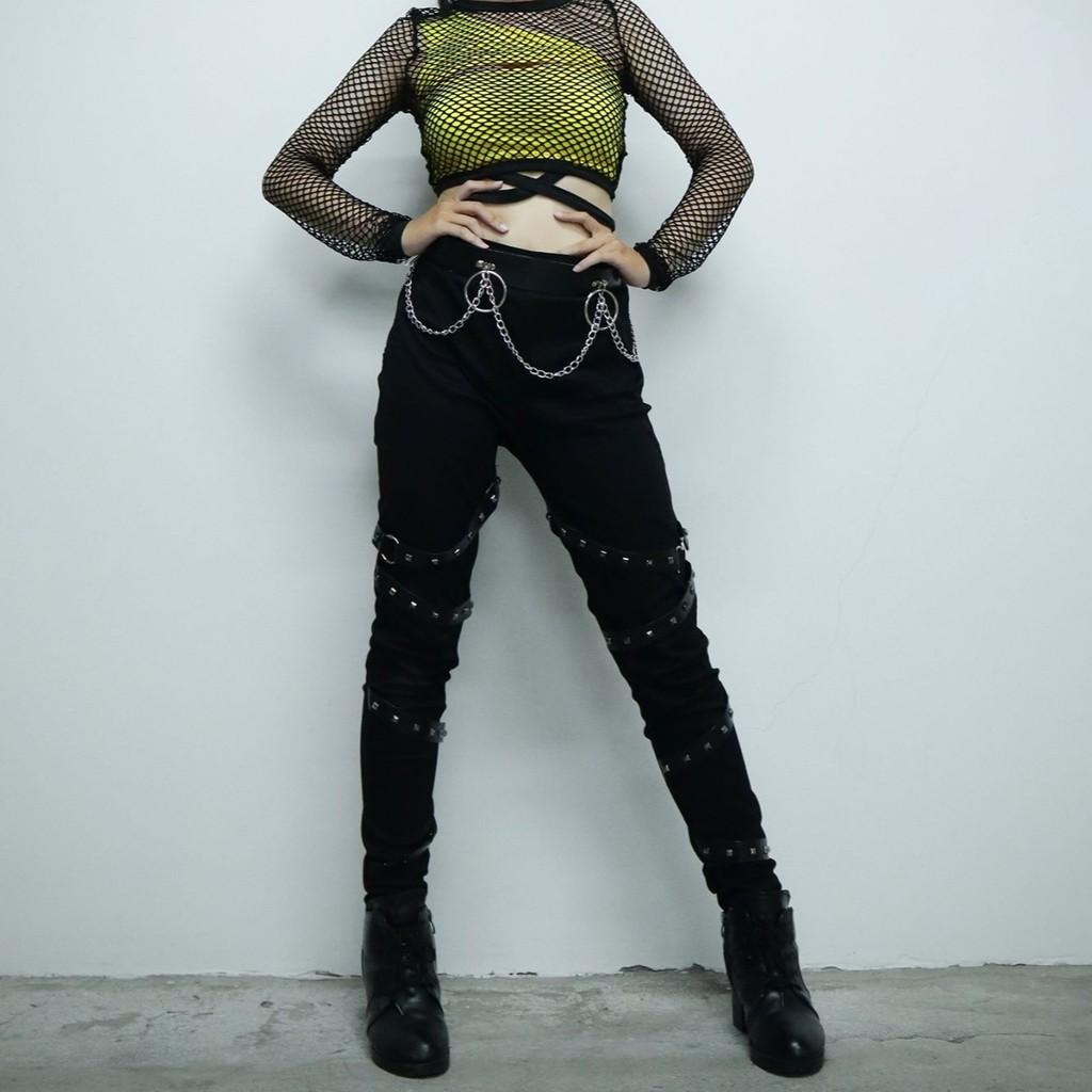 Quần Legging Cách Điệu Ống Đan Dây Da