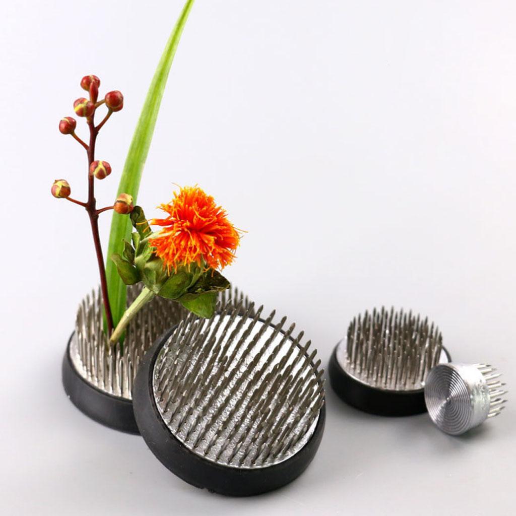 Round Ikebana   Flower Frog Rubber .6cm