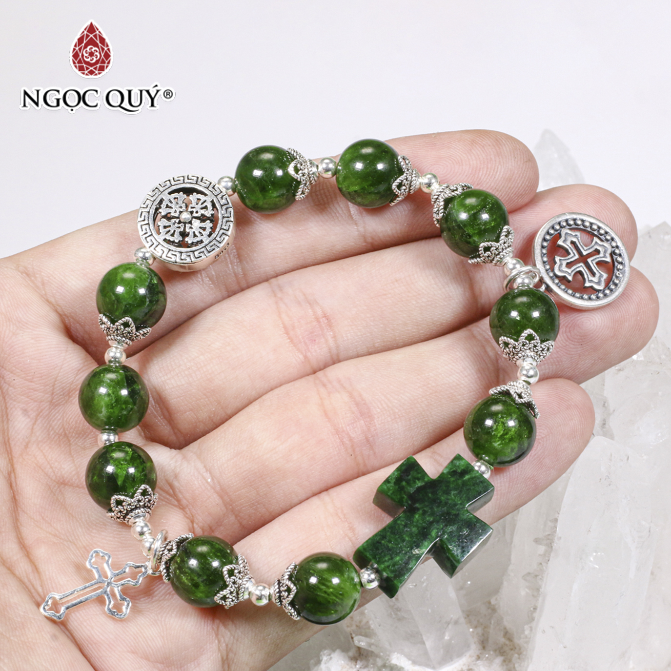 Vòng tay mân côi đá diopside phối thánh giá cẩm thạch sơn thủy charm bạc mệnh hỏa, mộc - Ngọc Quý Gemstones