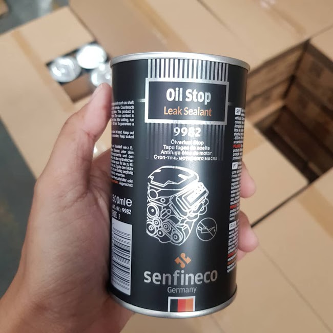 CHỐNG RÒ RỈ NHỚT SENFINECO 9982 300ml tái tạo các phớt động cơ bằng cao su và nhựa như đệm trục và đệm thân van, đồng thời ngăn ngừa các vết dầu bám dưới gầm xe. 