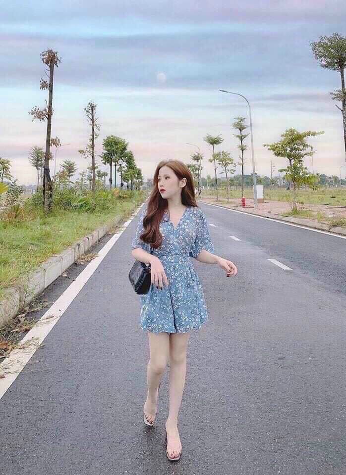 Jum họa tiết bông hoa chất lụa siêu nữ tính