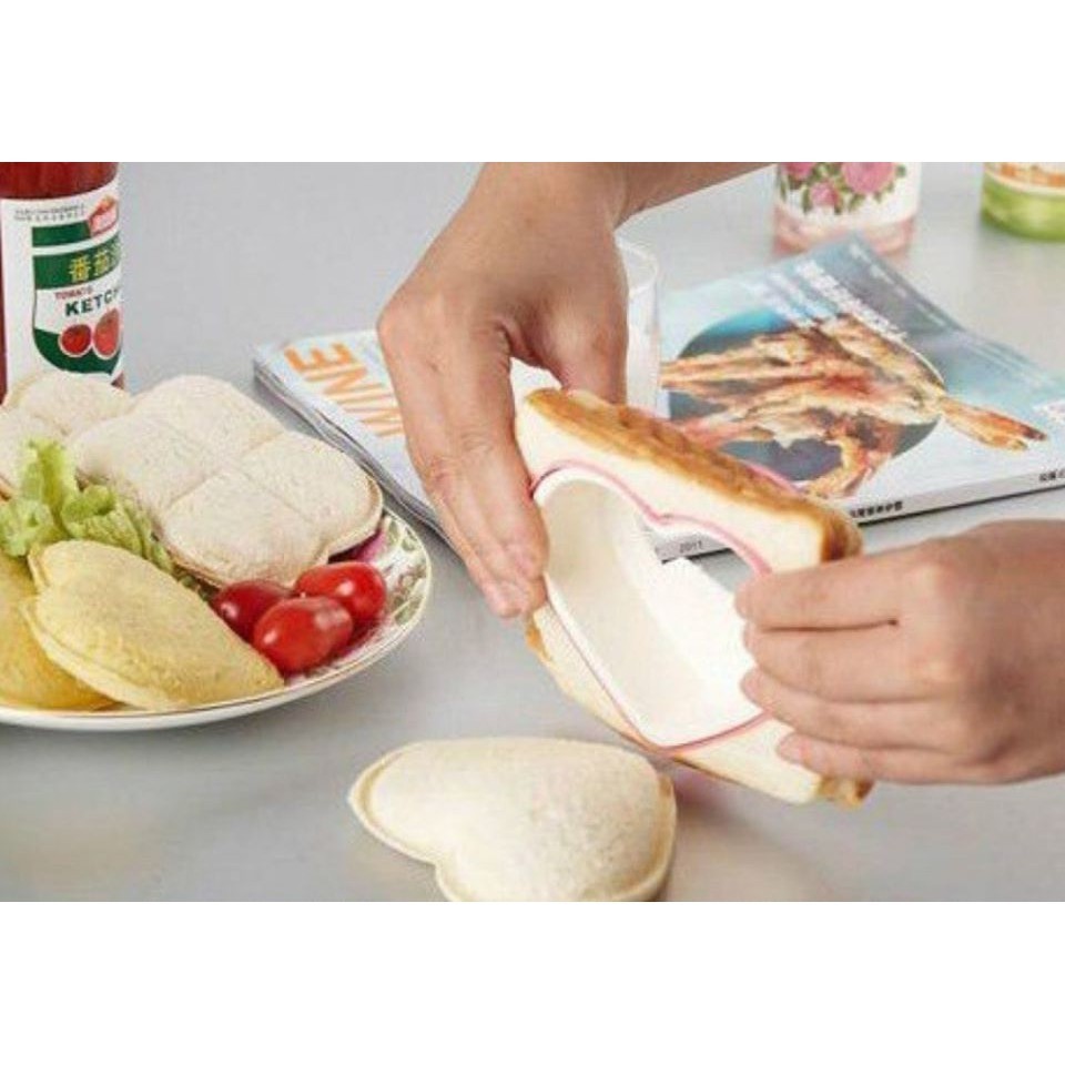 Khuôn ép bánh mì hình trái tim - cao cấp