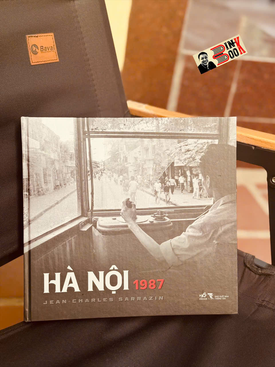 (Bìa cứng) HÀ NỘI 1987 (Sách ảnh) - Jean-Charles Sarrazin – Nhã Nam