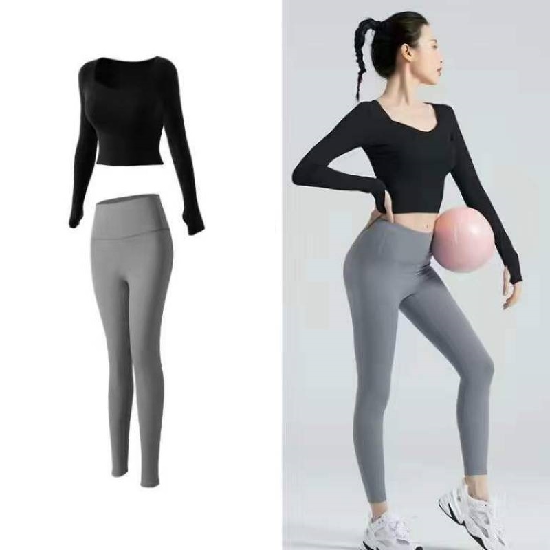 Bộ đồ tập gym nữ 2 món, áo croptop có mút đệm và quần ôm body, tôn dáng