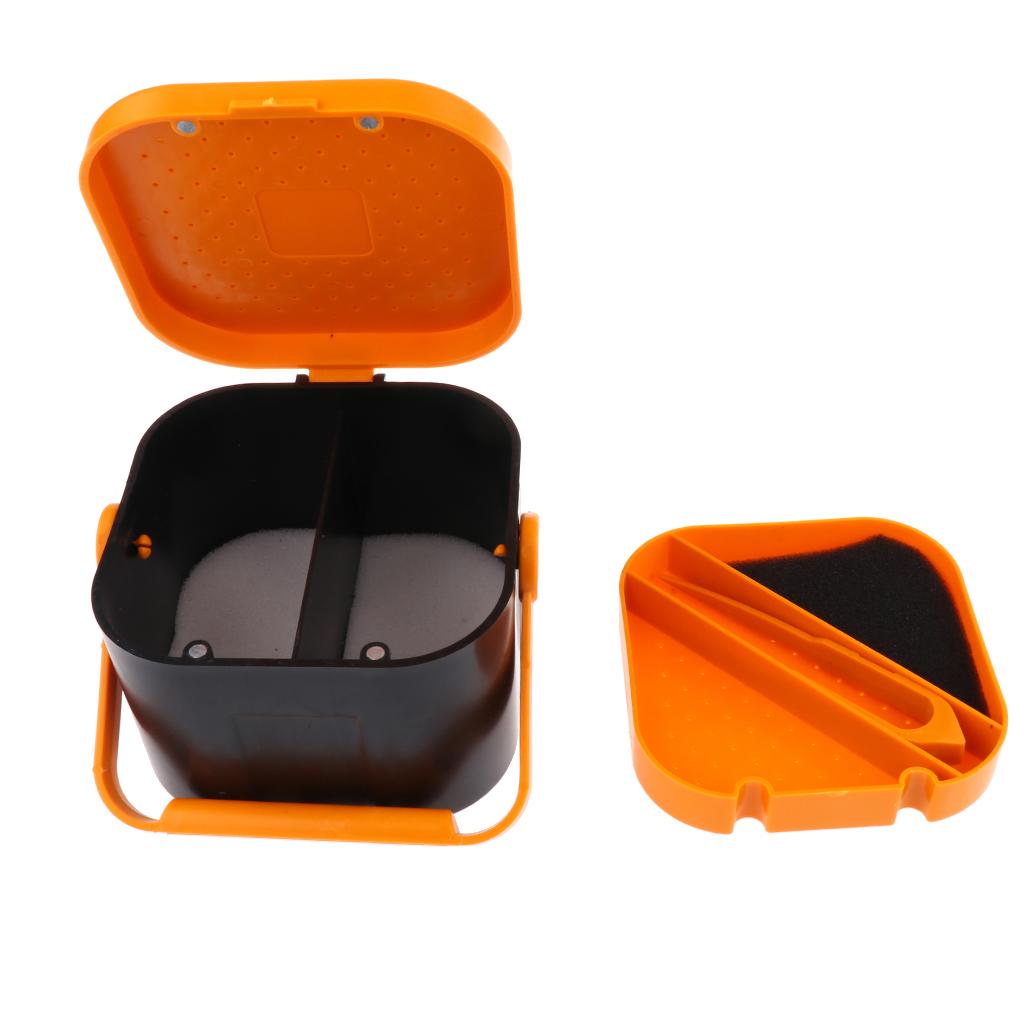 Plastic Live Earthworm Fishing Tackle Box Bait Lure Container Storage Case L