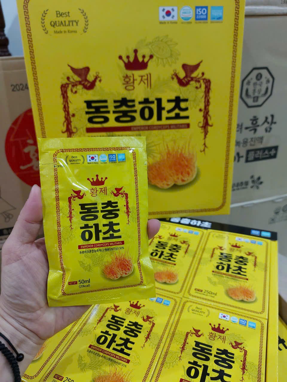 NƯỚC UỐNG ĐÔNG TRÙNG HẠ THẢO