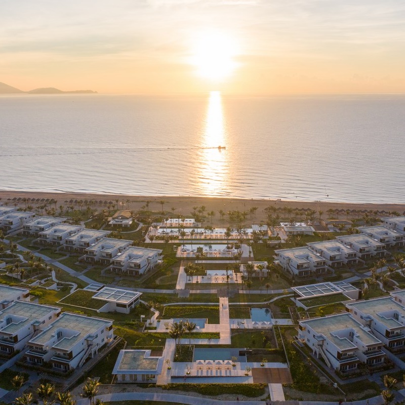 Alma Resort 5* Cam Ranh - Căn Hộ, Villa Hướng Biển, Buffet Sáng, Hồ Bơi, Công Viên Nước, Nhiều Tiện Ích Giải Trí Hấp Dẫn
