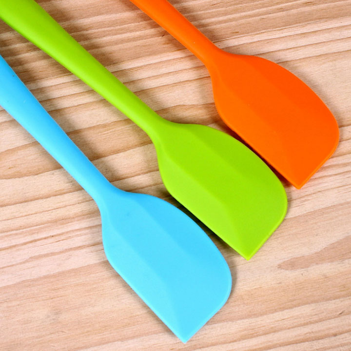 Cây vét bột silicon đúc 28cm - 1 cây