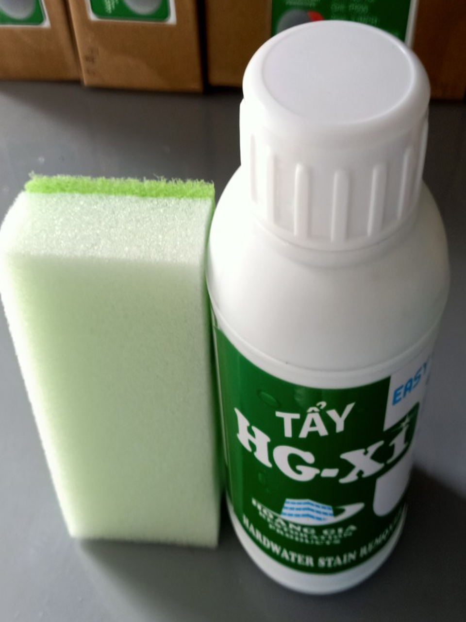 Dung dịch siêu tẩy ô mốc kính xe Hoàng Gia HG X1 250 DT 250ML