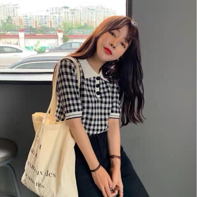 Áo caro polo len mongtoghi nữ tay ngắn form dáng rộng kiểu cổ bẻ phối màu phong cách thời trang Hàn Quốc trẻ trung