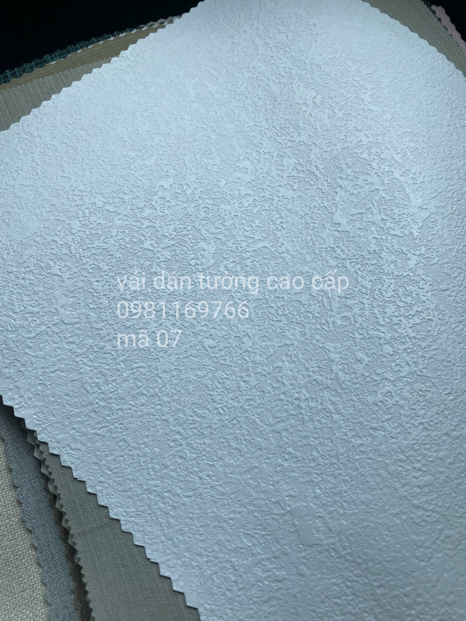 Vải dán tường nội thất cao cấp, chống mốc, chịu ẩm, trang trí nhà ở, văn phòng, nhà hàng, KT nhỏ nhất 1X1m, khổ tối đa cao x rộng 3mx100md/ cuộn