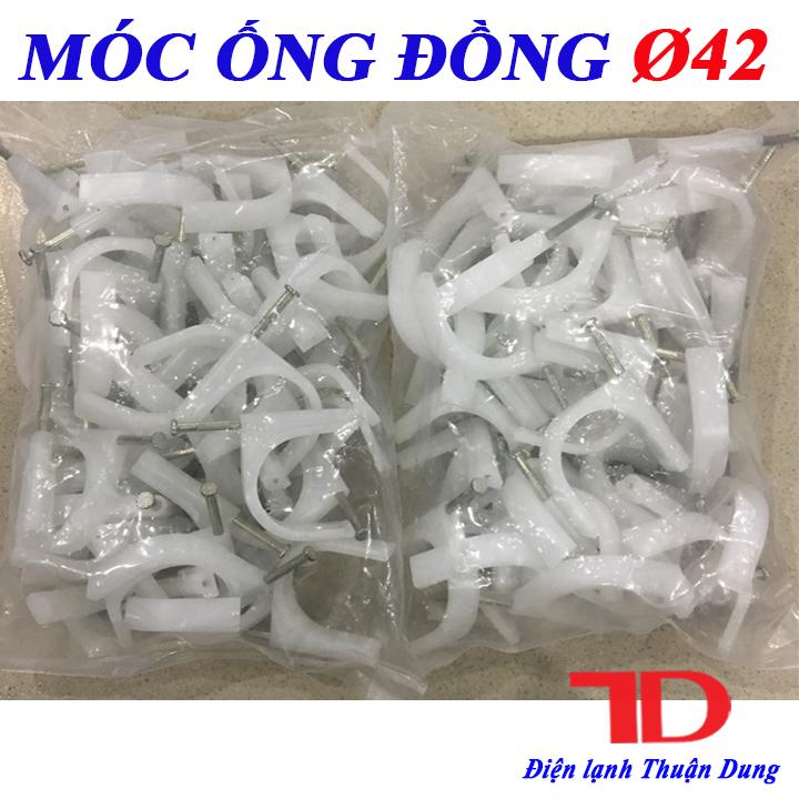 Đinh móc ống nước, dây điện phi 42