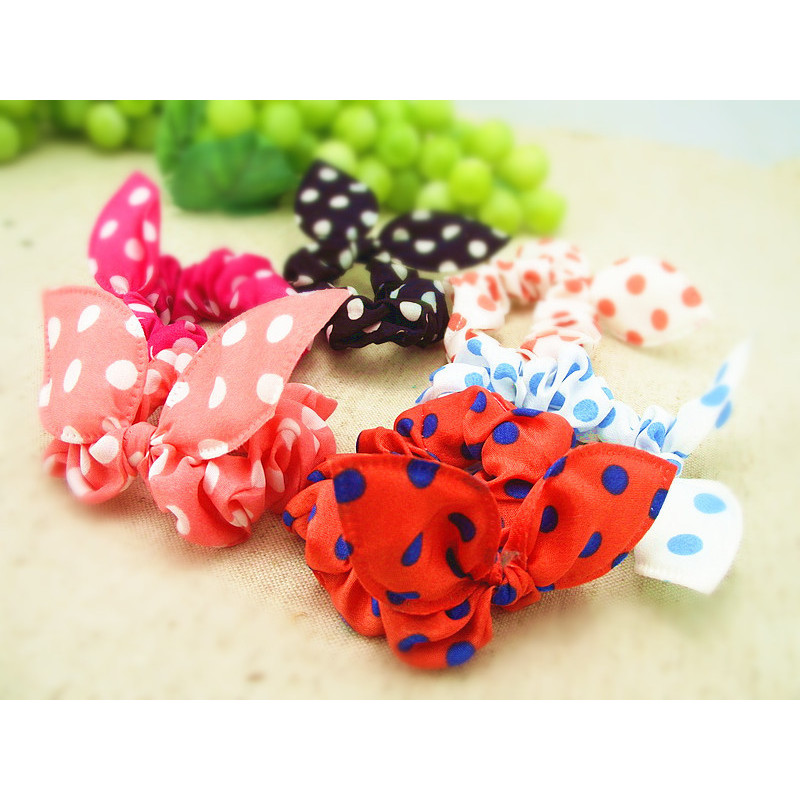 Combo 01 Dây buộc tóc  Cherry Scrunchies dễ thương Kèm vòng tay chỉ đỏ may mắn Thailand