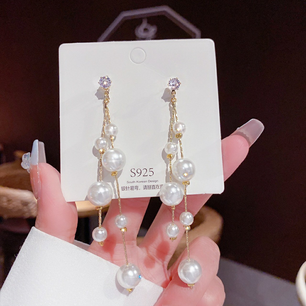 Bông Tai đi tiệc Mạ Bạc 925 Dáng Dài Đính Đá Pha Lê Phối Tua Rua Thời Trang BHBT492
