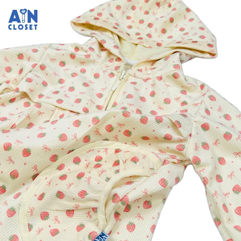 Áo Khoác có nón bé gái hoạ tiết Dâu Hồng Cotton Nhung - AICDBGRS3XC4 - AIN Closet