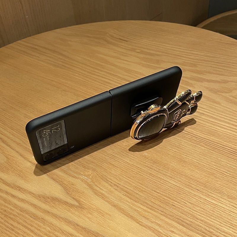 Ốp lưng cho samsung Zflip3 - Zflip4 - Z flip 3 - Z flip 4 - Z flip3 - Z flip4 phi hành gia cá tính