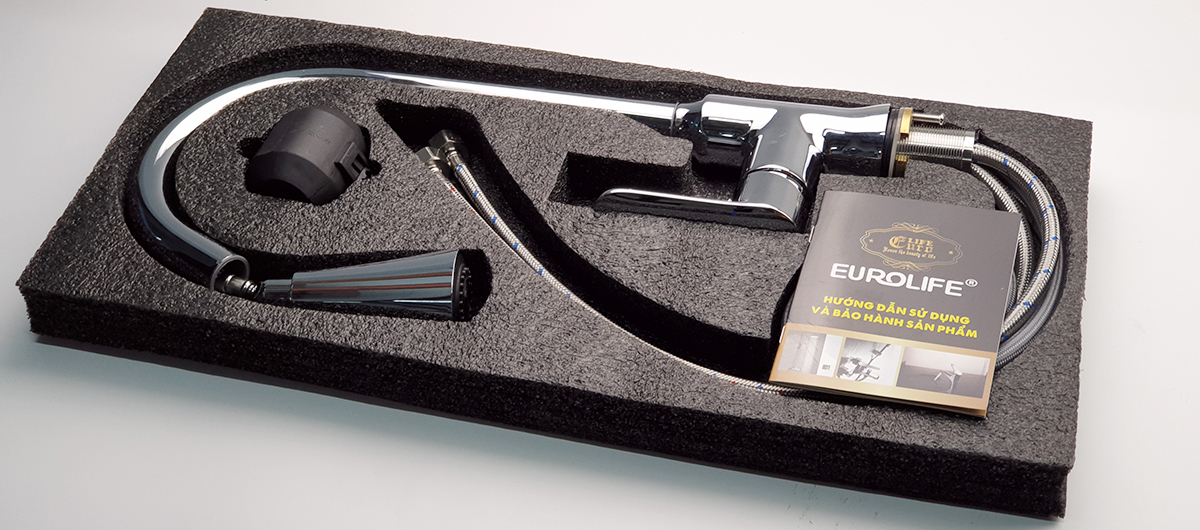 Vòi Rửa Chén Nóng Lạnh Dây Kéo Đồng Mạ Chrome Eurolife EL-KM05