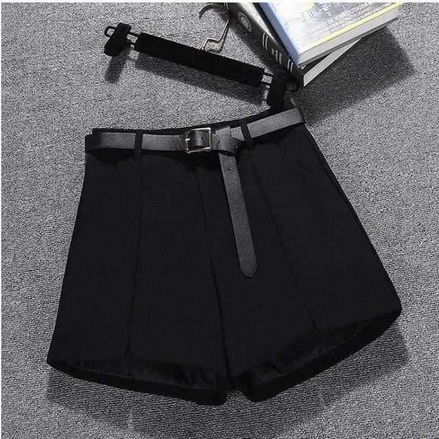 Quần Short Nữ vải tuyết mưa Chất Vải Thoáng Mát 635