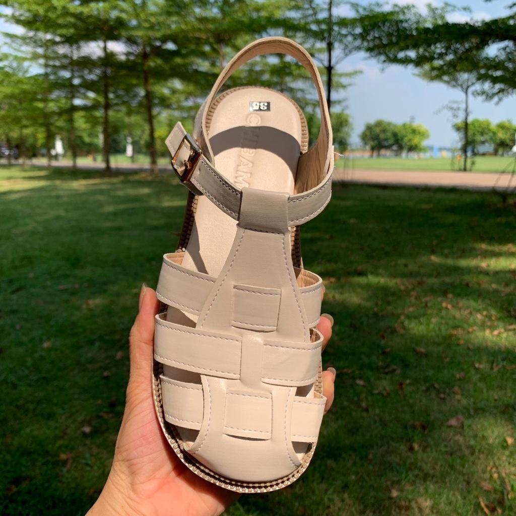 Sandal rọ đan bít mũi tròn đế bệt quai cài - 2P