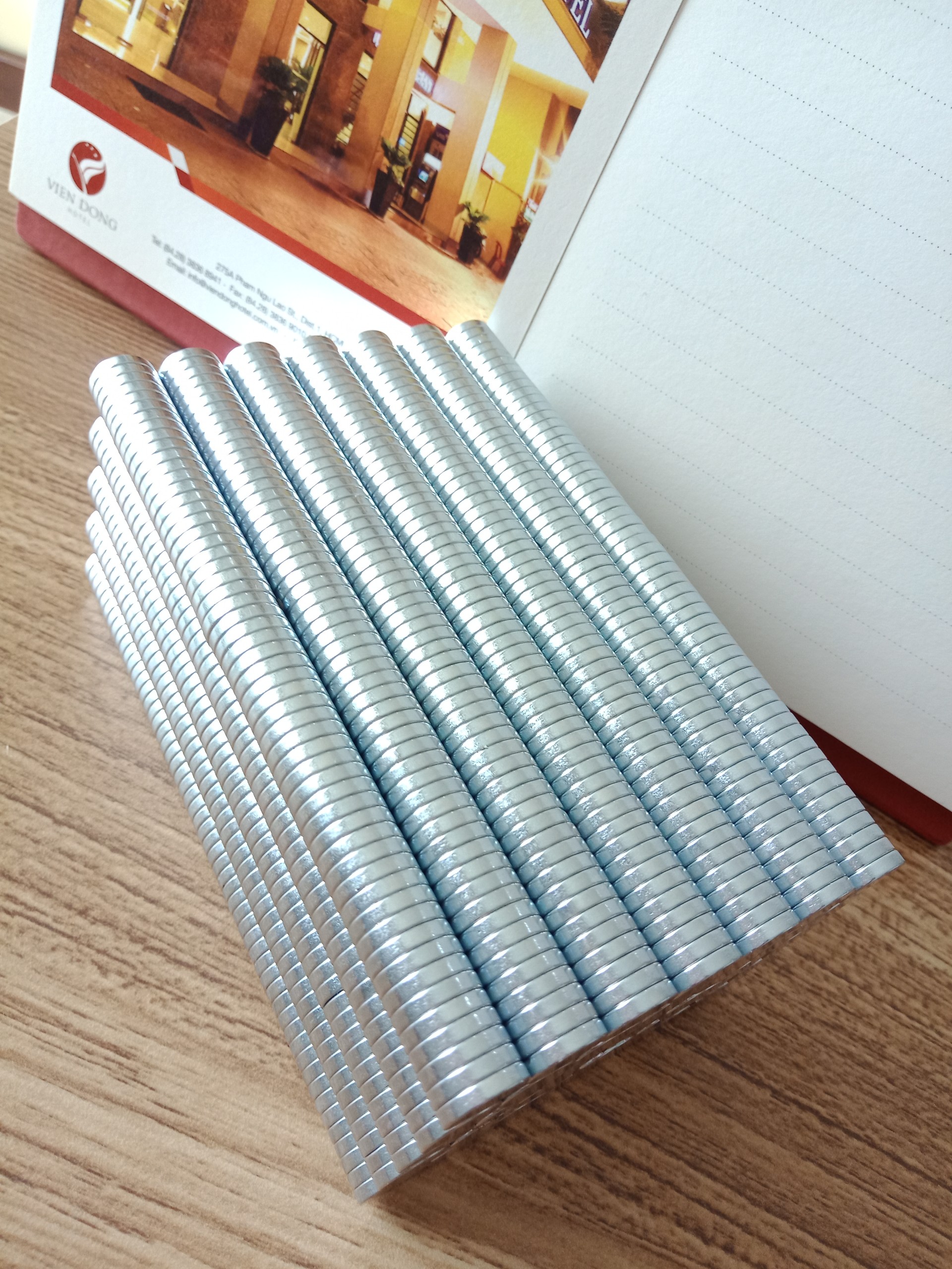50 Viên Nam Châm Đất Hiếm Loại Tròn 10x2mm Mạ Kẽm Lực Từ N35 Cực Mạnh