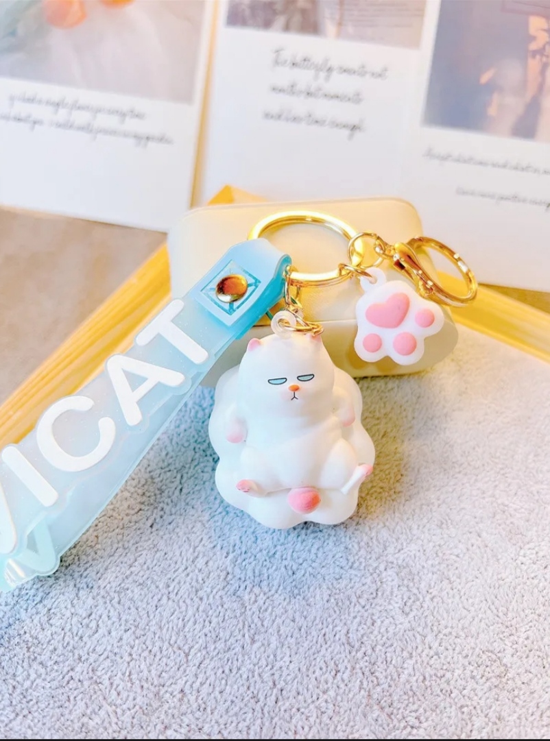Móc Khóa Mèo Trắng VIVian 4 Sắc Thái