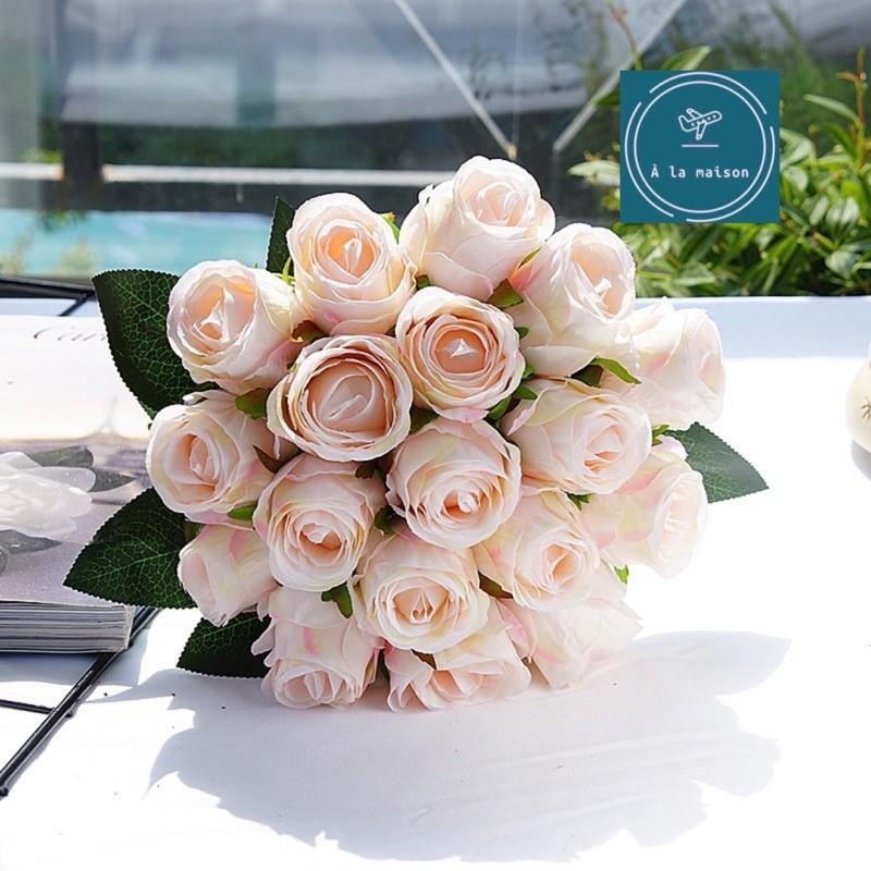 Bó hồng 18 cành cao 26cm đẹp sang trọng dùng trong decor, trang trí, hoa cưới, hoa cô dâu