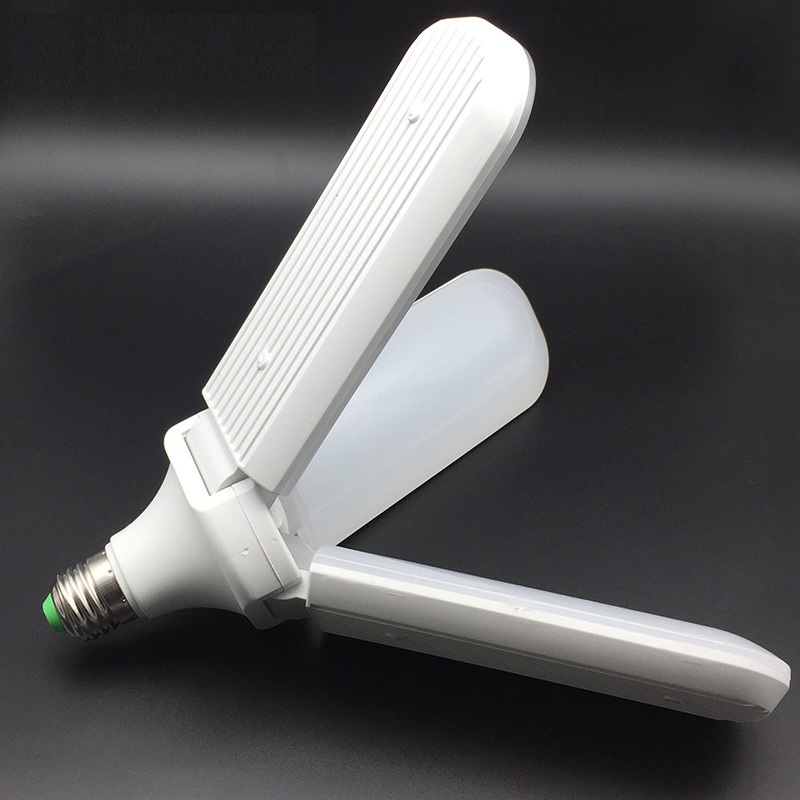 Đèn LED 3 cánh quạt đuôi E27 - hàng chuẩn 45W gồm 3 cánh xếp tùy ý - ánh sáng trắng siêu sáng