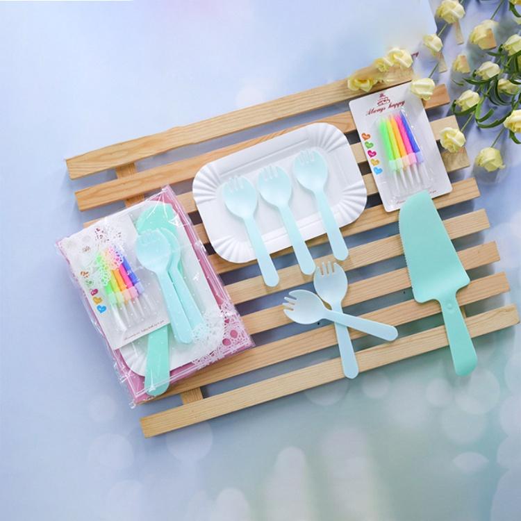 Phụ kiện bánh sinh nhật bánh kem - Combo 10 đĩa Giấy + 10 dĩa + 10 Dao + 1 vỉ 10 cây nến, Bộ Dao dĩa nến J7ST2000016