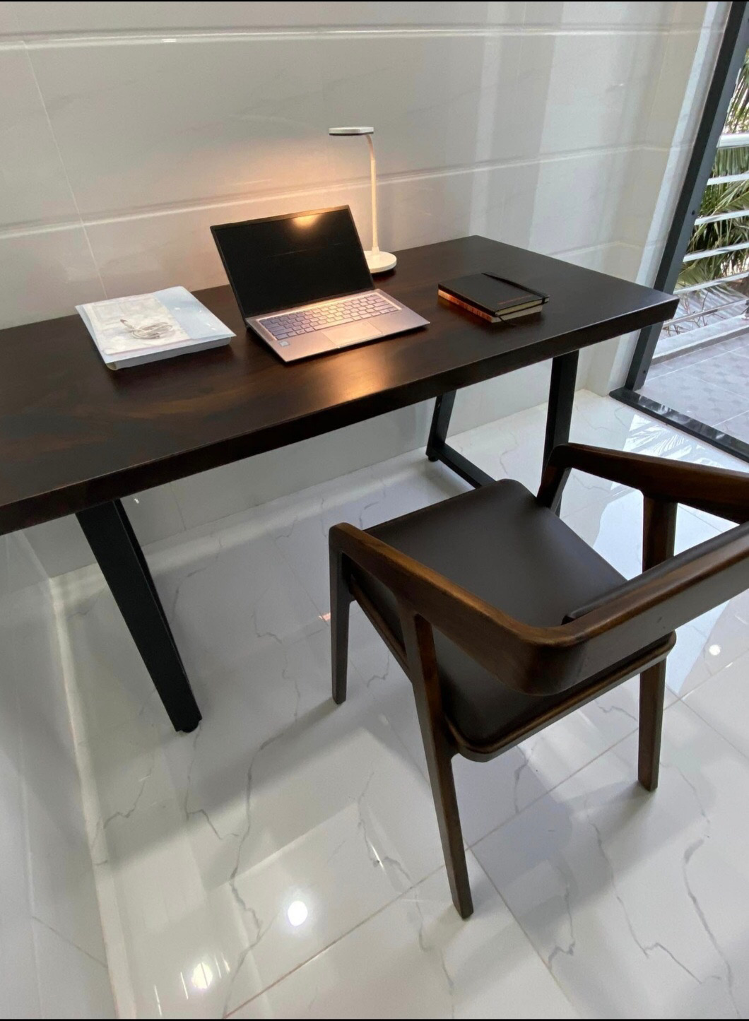 Bàn làm việc 1m2 Gỗ tự nhiên - gỗ Muồng đen dày 5cm
