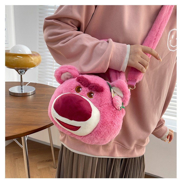 Túi Gấu Dâu Lotso Size Lớn Dây Nhung, Túi Gấu Bông Gòn Đeo Chéo