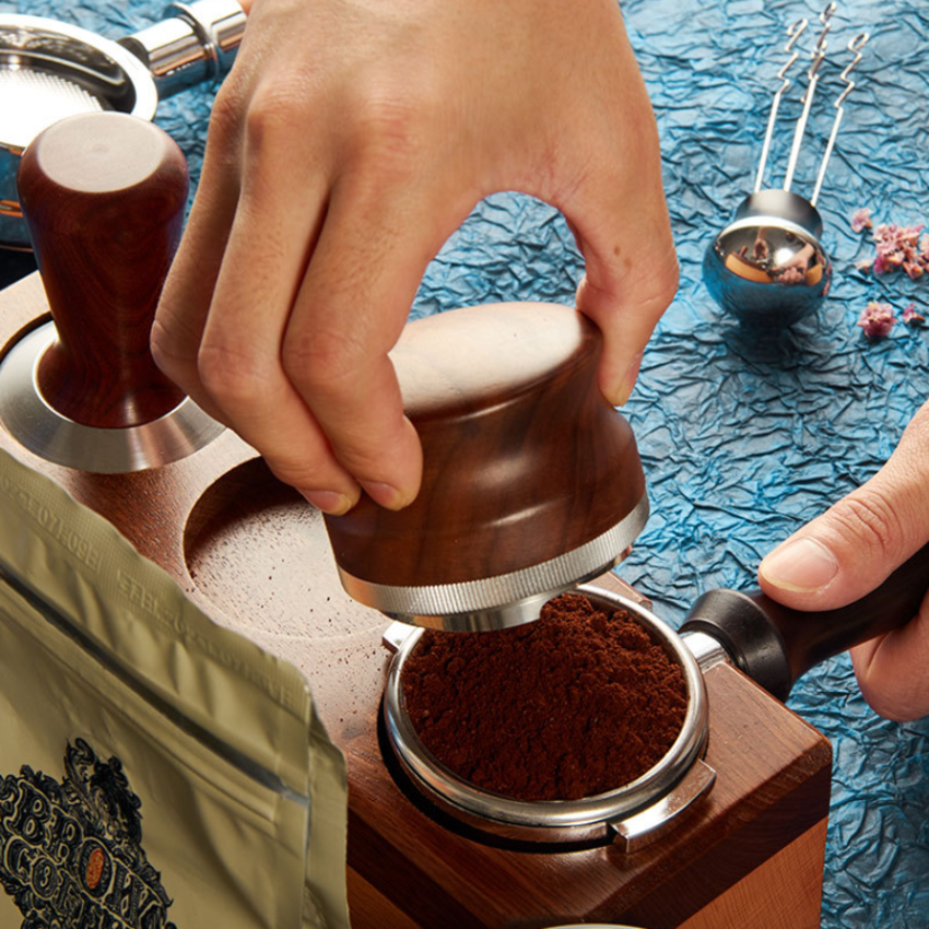 Tay pha cà phê Espresso cầm tay không đáy dùng cho máy chuẩn E61 size 58mm