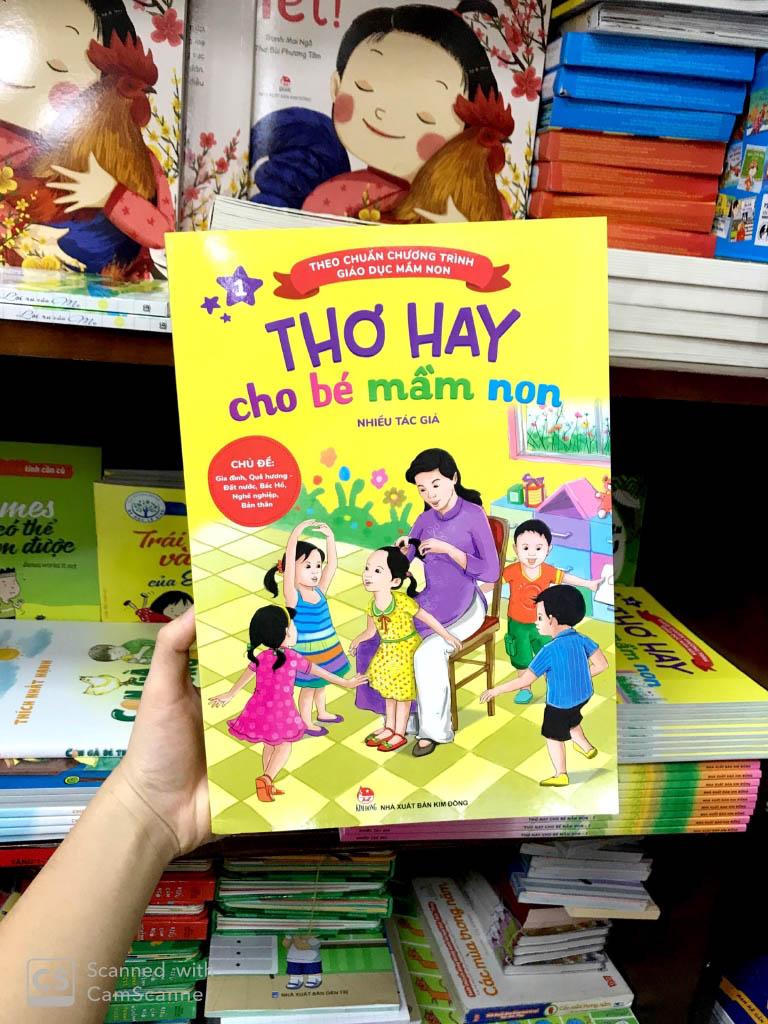 Sách Thơ Hay Cho Bé Mầm Non (Tập 1) (Tái Bản)