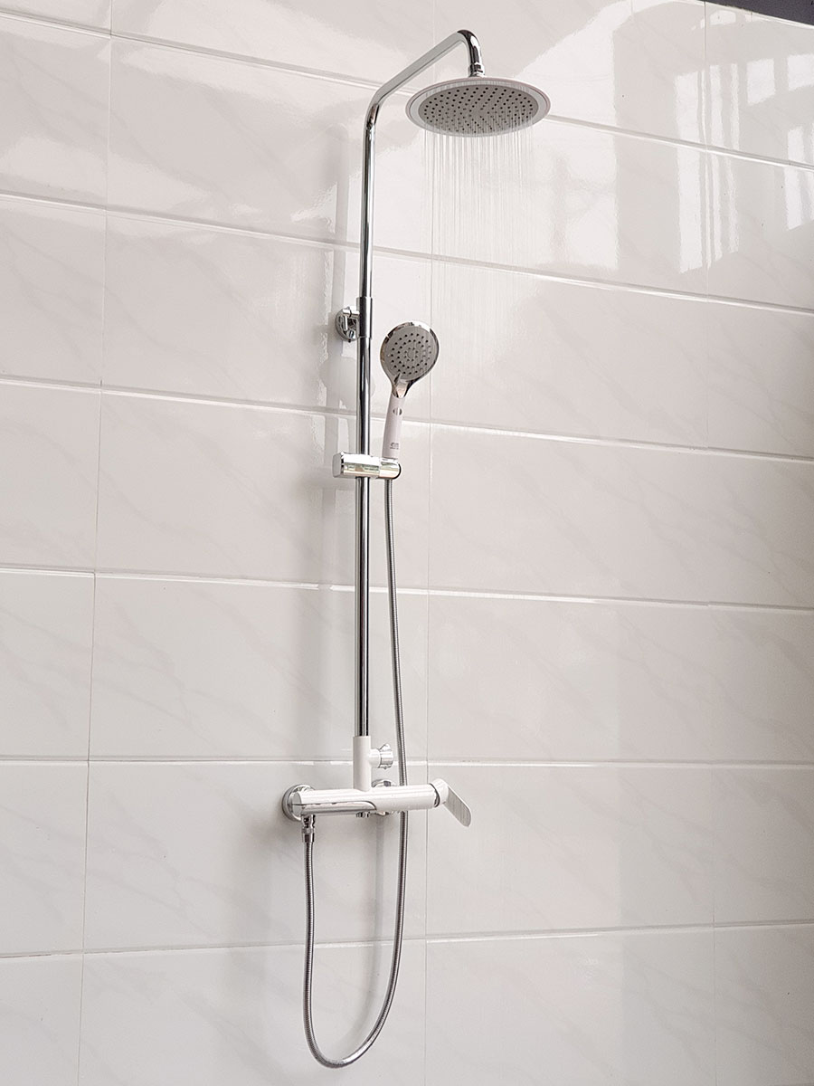 Bộ sen cây tắm đứng nóng lạnh Eurolife EL-S905