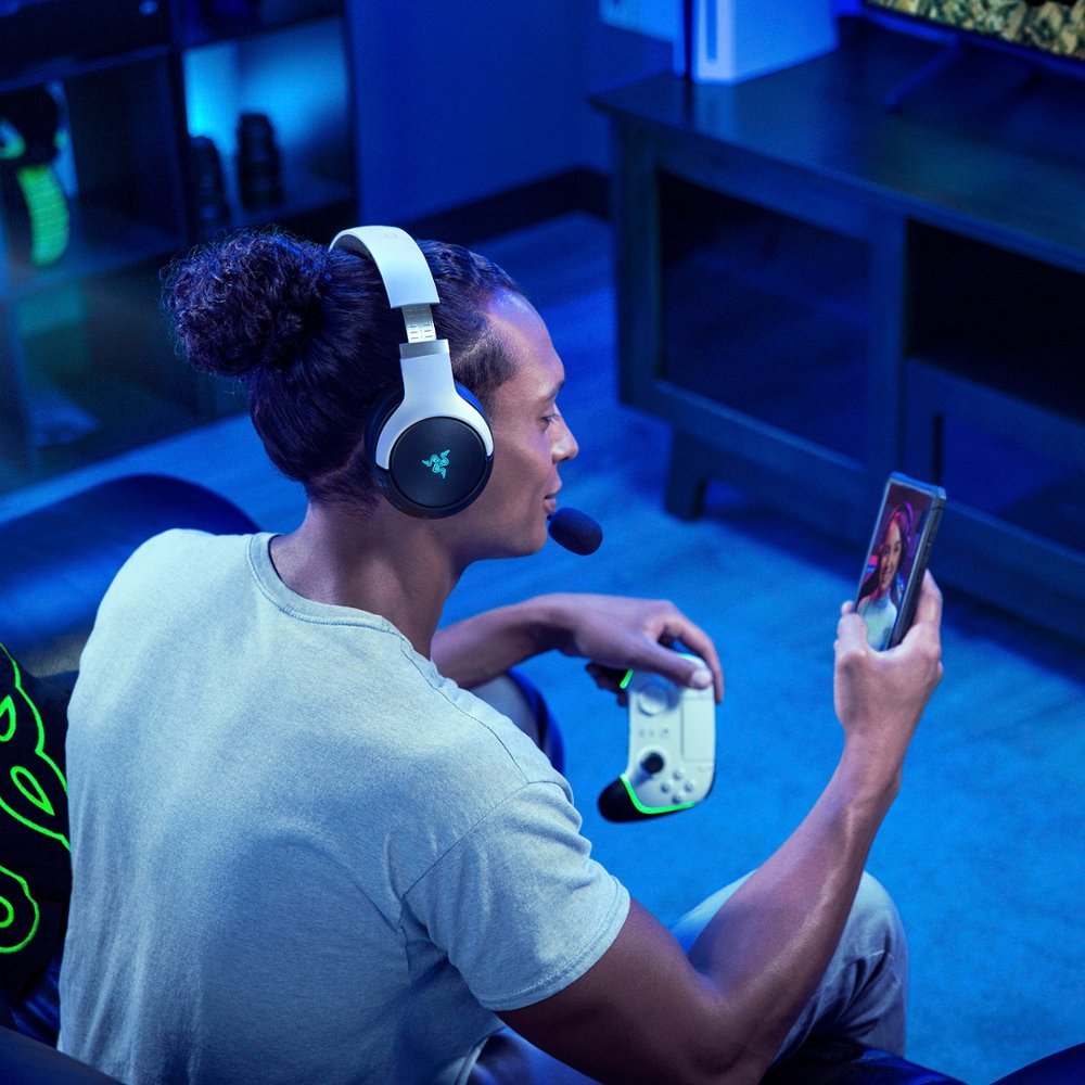 Tai nghe không dây choàng đầu Razer Kaira Pro HyperSpeed-Licensed PlayStation 5 Wireless Gaming Headset_Mới, hàng chính hãng
