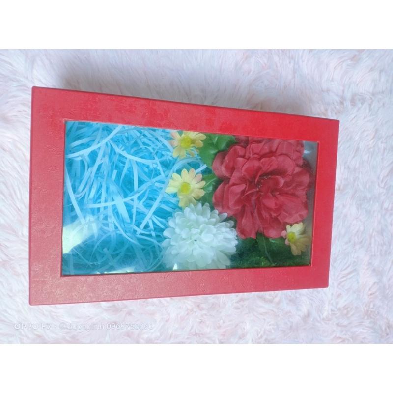Hộp quà nắp kính trang trí sẵn, 21x16x7cm
