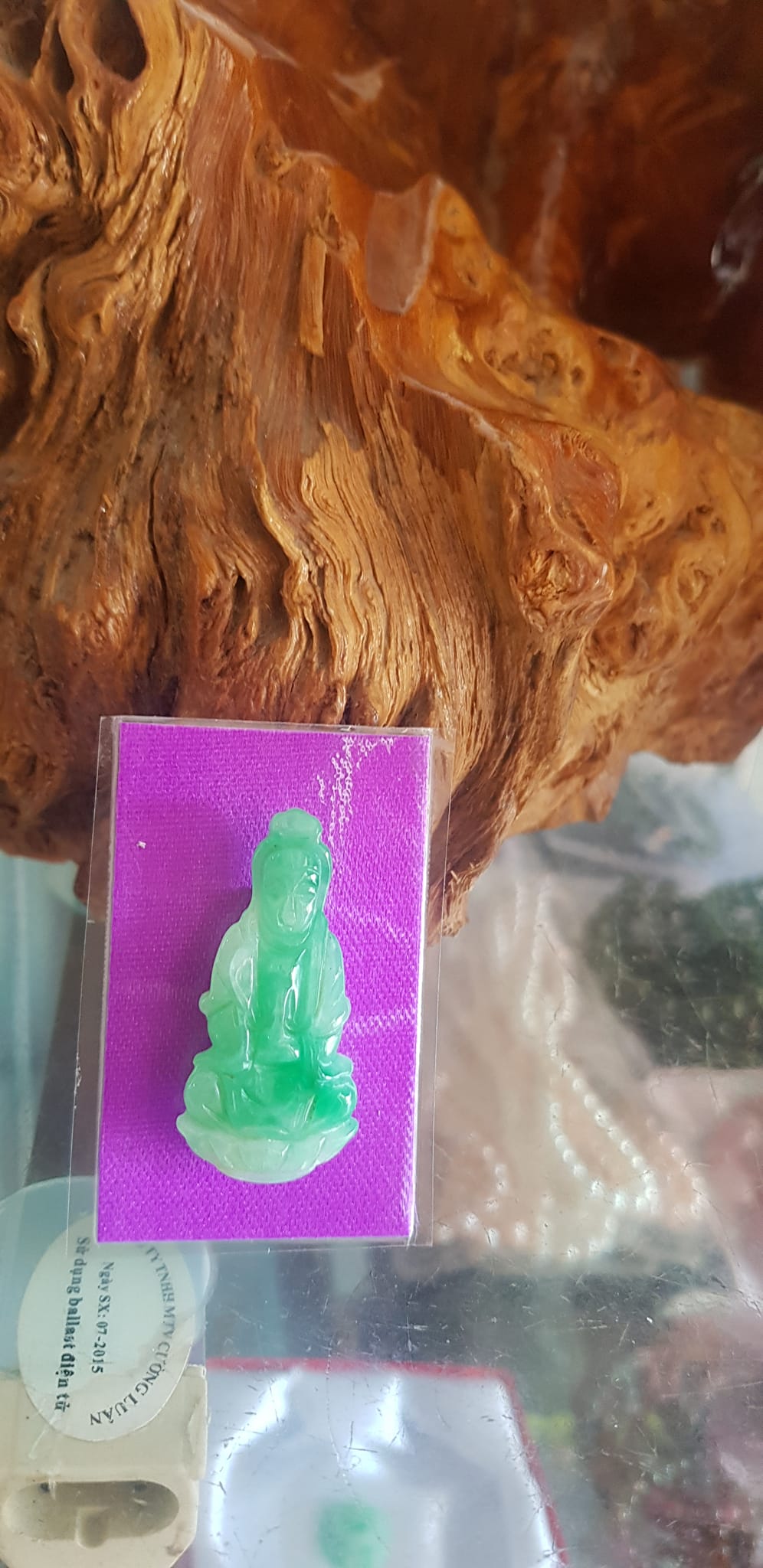 Mặt dây chuyền Nữ Phật Quan Âm Ngồi đẹp đá ngọc cẩm thạch tự nhiên đẹp size nhỏ Nữ size nhỏ Cao 39mm x N18mm x S4mm Màu xanh lý trắng mượt mà bóng đẹp các Chị về bọc vàng đeo đẹp ạ
