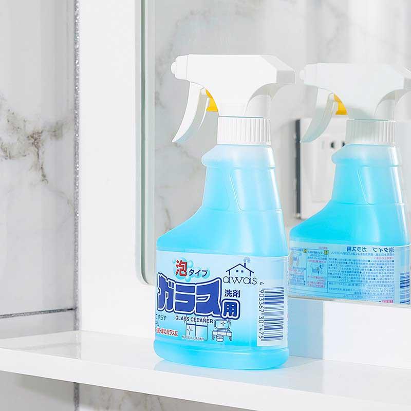 Chai xịt rửa kính Glass Clean 300ml Hàng Nhật