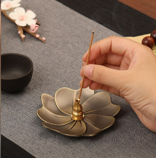 Khay dĩa hứng tàn nhang HOA ĐỒNG 9.8cm- thờ cúng.