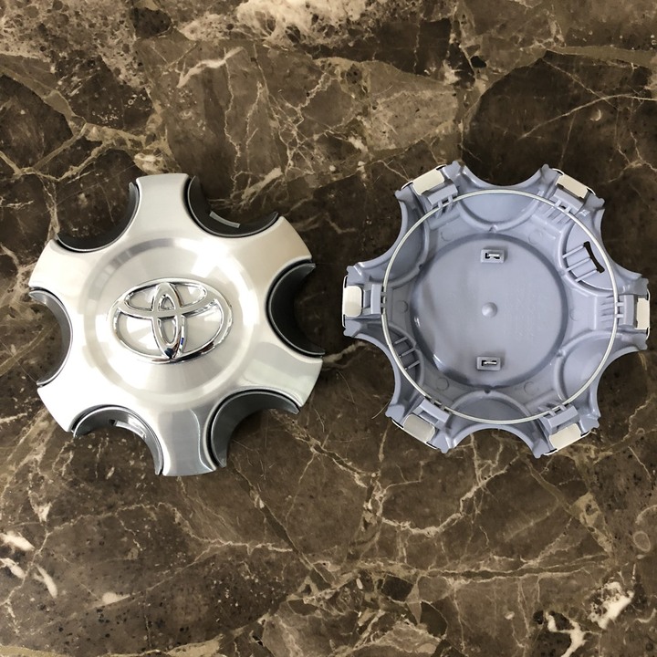 01 chiếc Logo chụp mâm, ốp lazang bánh xe ô tô Toyota Fortuner 2017-2021 mã TY-052