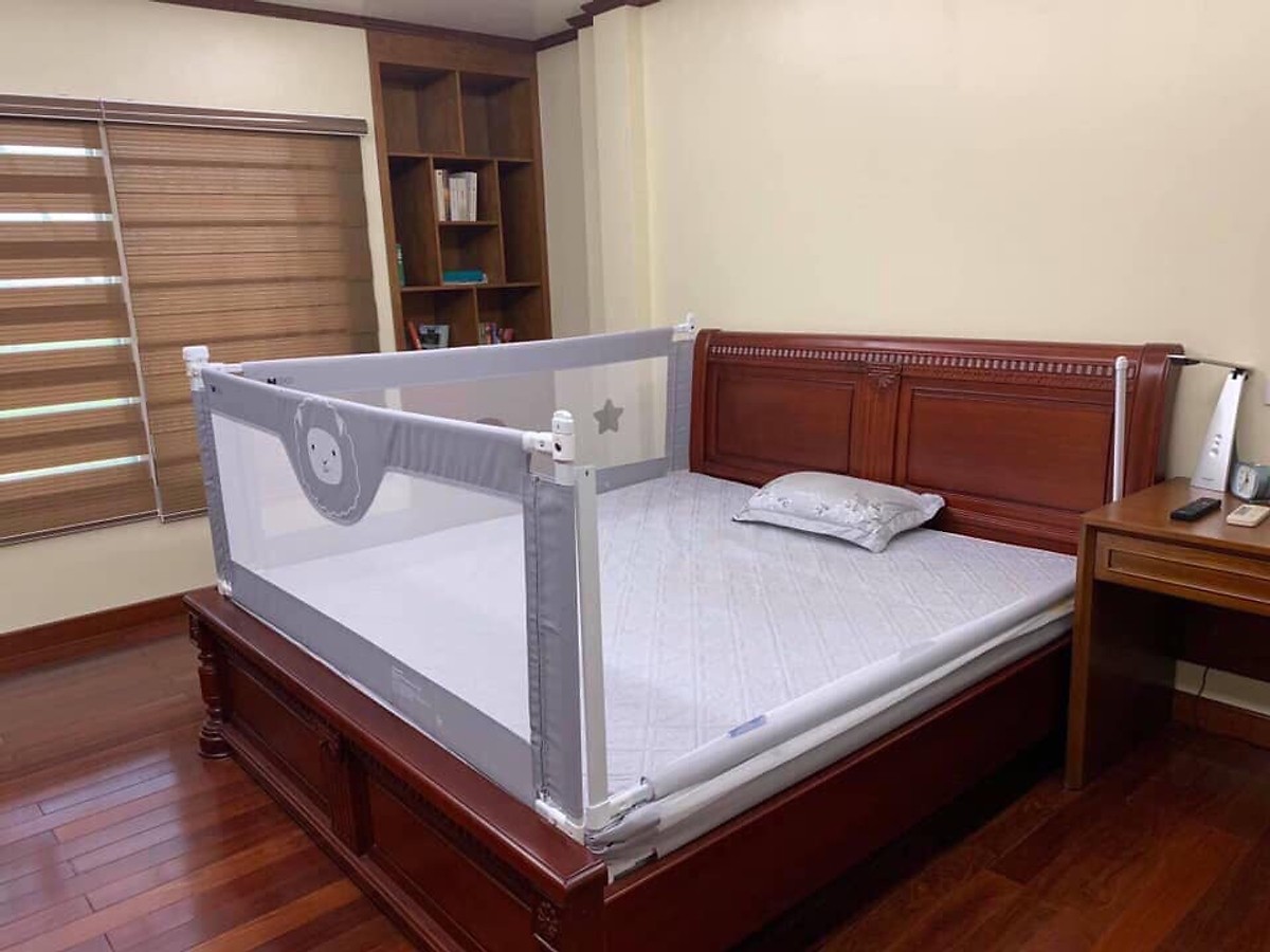 Thanh chắn giường Cao Cấp bảo vệ Bé- Số lượng 01 thanh- Màu GHI  (Tặng 01 tranh ghép hình bằng gỗ kích thích sự phát triển trí não của Bé)