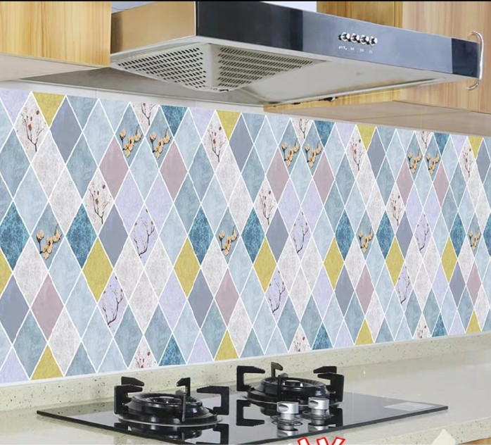 Cuộn 3 Mét Decal Giấy Dán Bếp Tráng Nhôm Cách Nhiệt Hoa Mai Xám