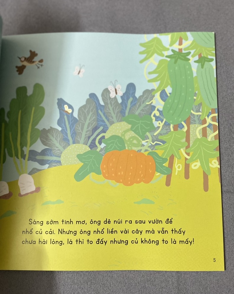 Sách - Kính vạn hoa thiên nhiên: Nhổ củ cải